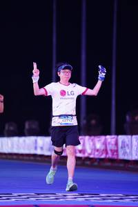 BIB: 
                            <button type="button" onclick="openModal(24090358)" class="btn btn-primary btn-sm float-right btn-popup" data-toggle="modal" data-target=".modal-high-quality">
                        <i class="fas fa-shopping-cart"></i> Add to Cart
                    </button>
                                            <button type="button" onclick="isThisMe(24090358, true)" class="btn btn-success btn-sm float-right btn-popup btn-isme hidden" data-toggle="tooltip" data-placement="bottom" title="นี่คือรูปของคุณใช่ไหม คลิกที่นี่เพื่อเอาเข้าอัลบั้ม">
                        <i class="fas fa-plus"></i> Add to album
                    </button>
                    <button type="button" onclick="isThisMe(24090358, false)" class="btn btn-warning btn-sm float-right btn-popup btn-isnotme hidden">
                        <i class="fas fa-ban"></i> Remove from album
                    </button>